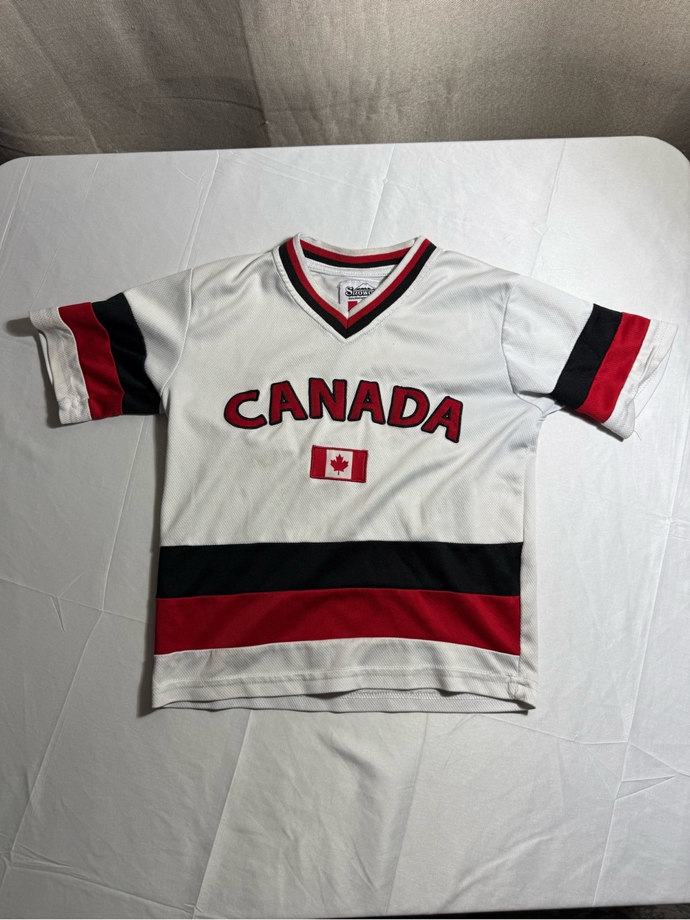 Canada Hockey Shirt Youth Medium Red Black White Snowcap Jersey Team Maple Leaf